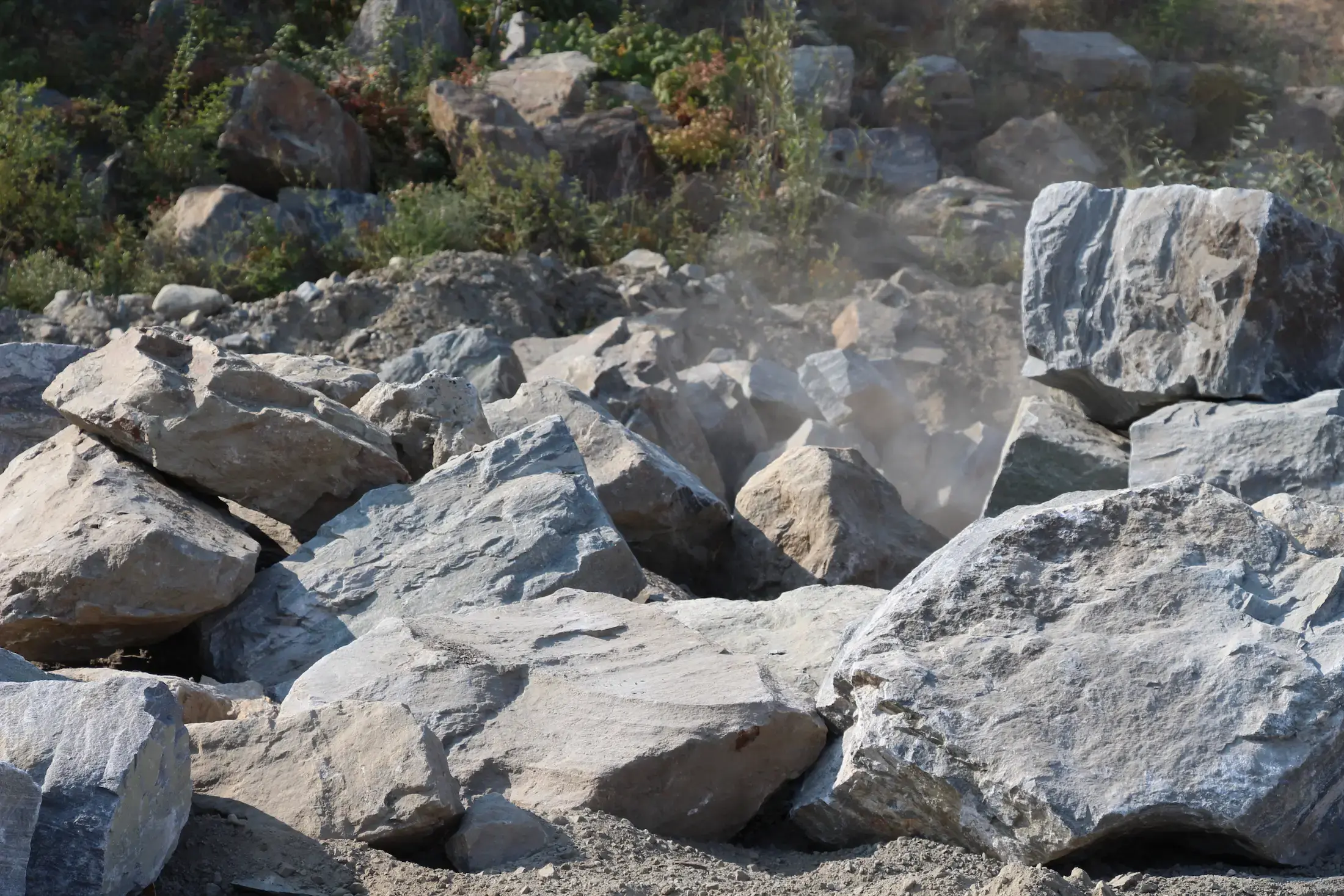 Kettle Valley Granite Wall and Feature Rock