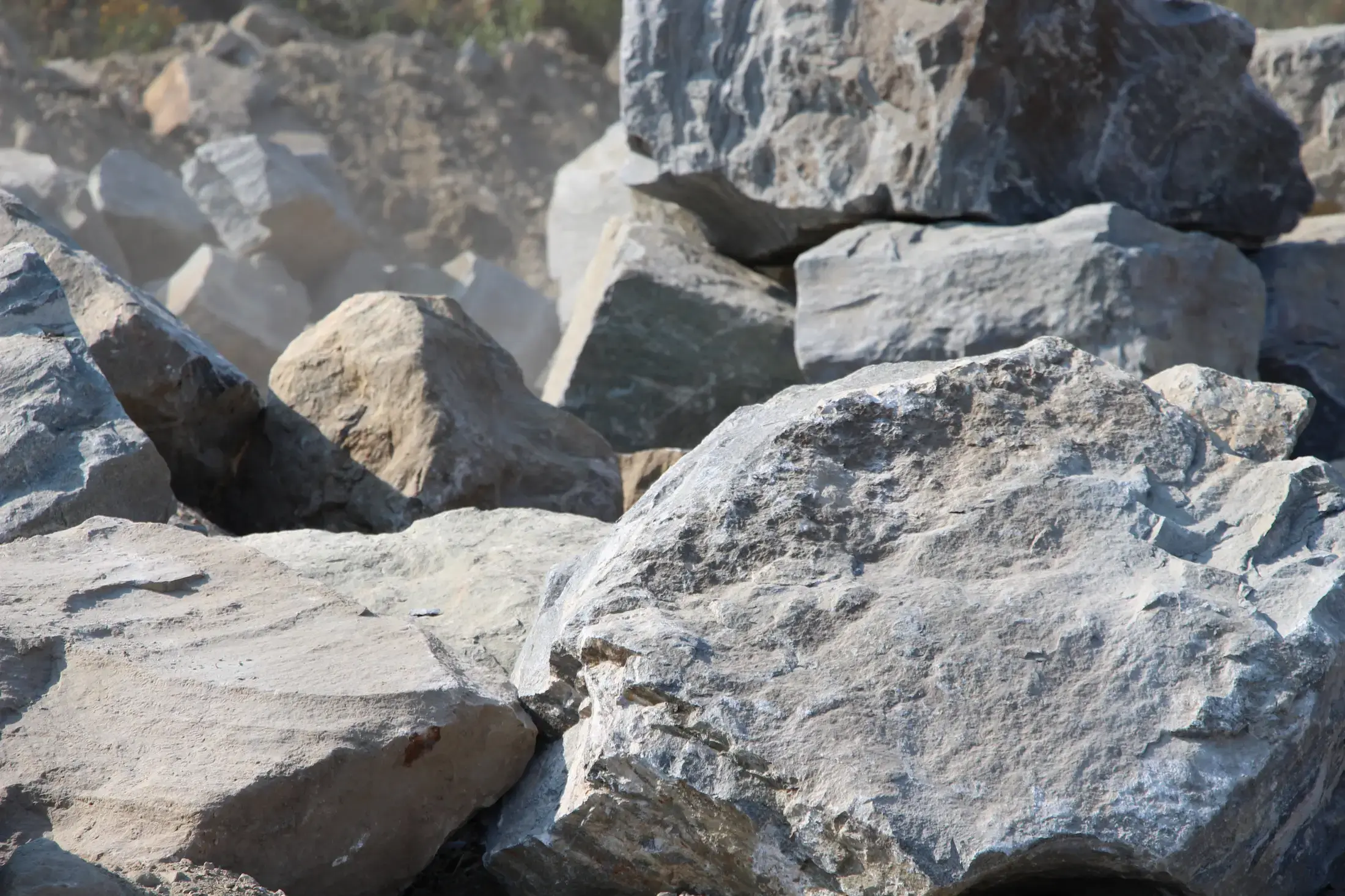 Kettle Valley Granite Wall and Feature Rock